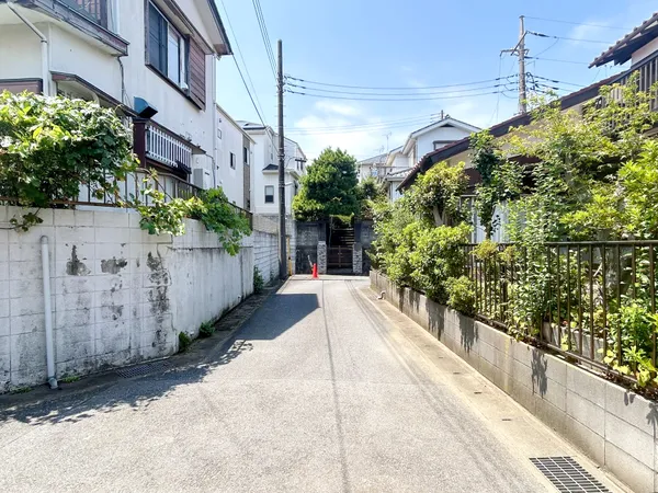 前面道路（北側）