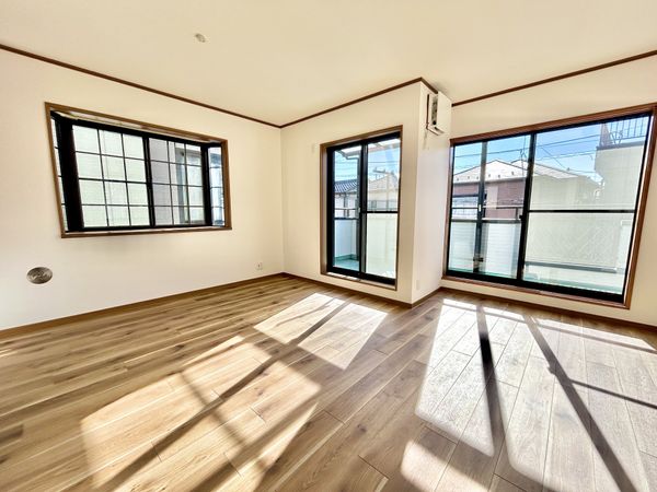 船橋市二宮1丁目 戸建 リビング 船橋市二宮1丁目 戸建 リビング