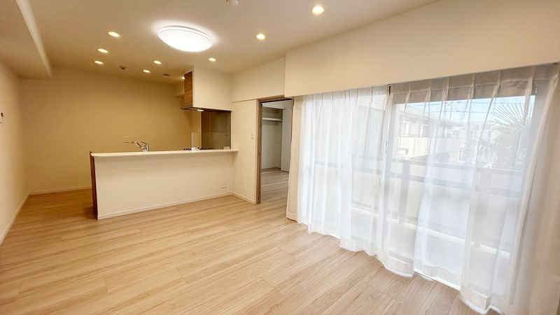 ライオンズマンション市川第7 室内