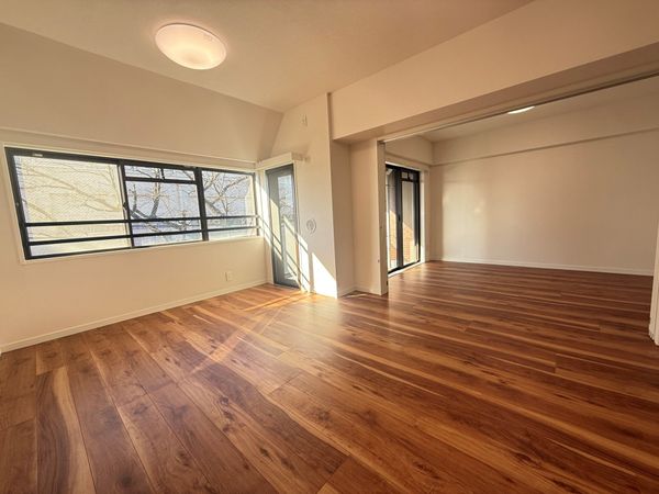 ダイアパレス本八幡 リビング