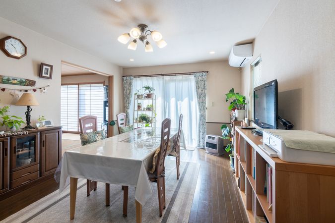 染井野6丁目 戸建 リビング