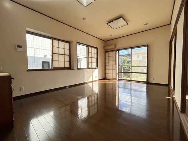 ゆりのき台8丁目 戸建 リビング ゆりのき台8丁目 戸建 リビング