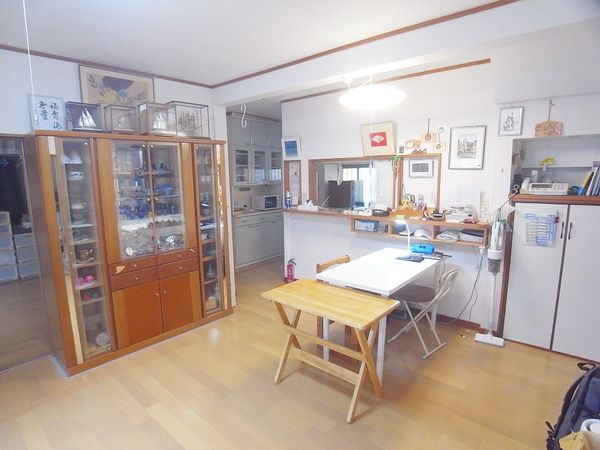 ユーカリが丘1丁目 戸建 リビング