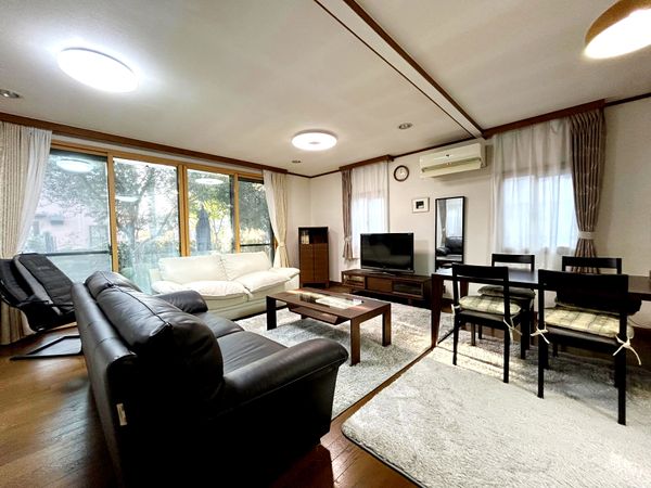 八千代台東3丁目 戸建 リビング