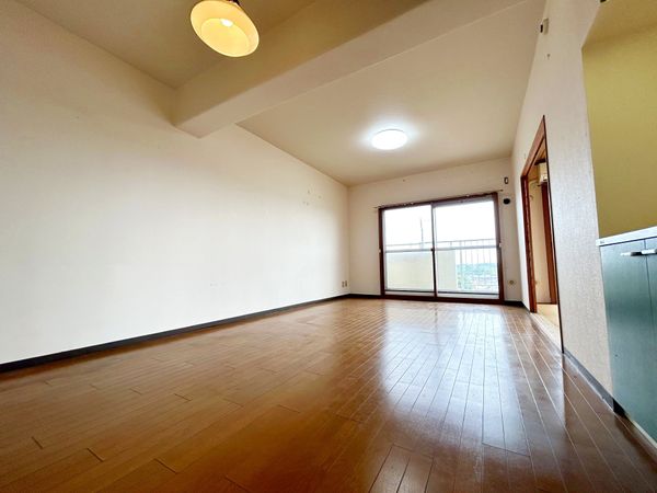 ハイネス勝田台 弐番館 リビング リビング