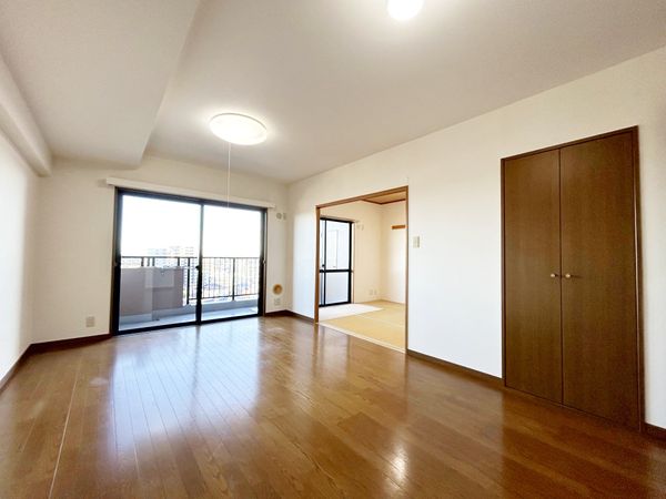 ヒューマンスクエア臼井ガーデンヒルズ リビング