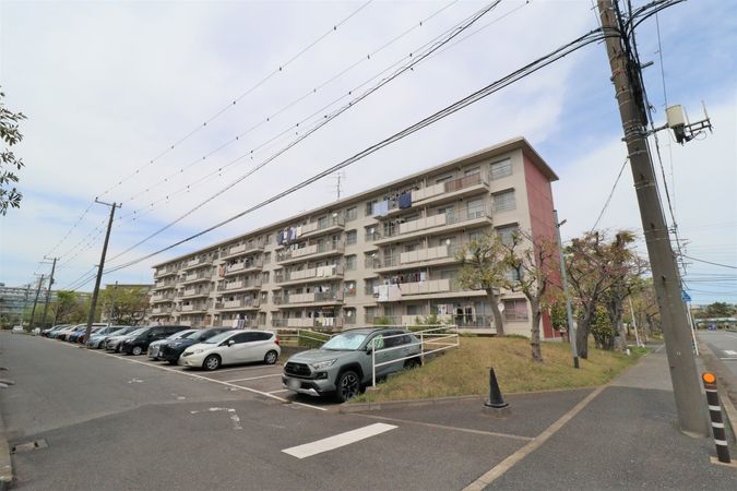 真砂一丁目団地 1-11-6号棟 外観 真砂一丁目団地 1-11-6号棟 外観