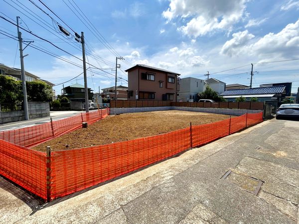松戸市六実6丁目 土地 前面道路含む外観 松戸市六実6丁目 土地 前面道路含む外観