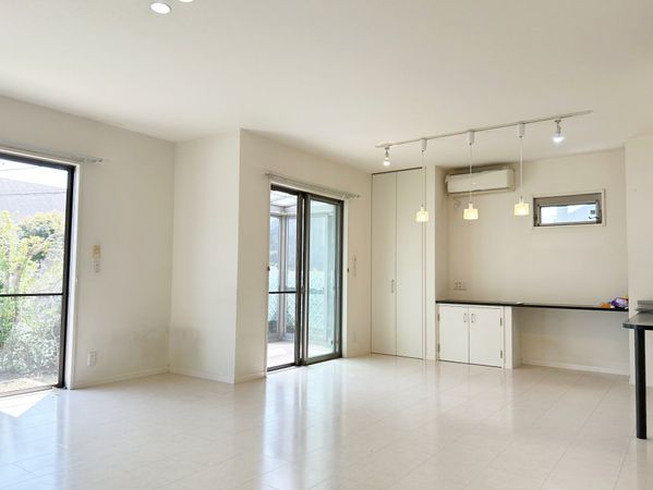 印西市西の原3丁目 戸建 リビング