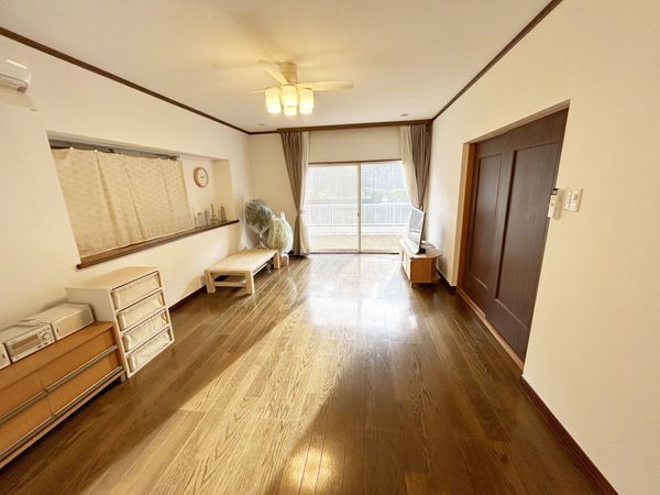 鎌ケ谷市中沢新町 戸建 リビング 鎌ケ谷市中沢新町 戸建 リビング