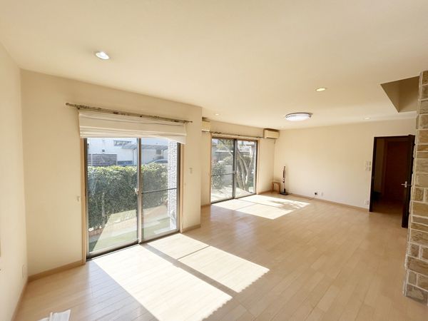 印西市滝野6丁目 戸建 リビング