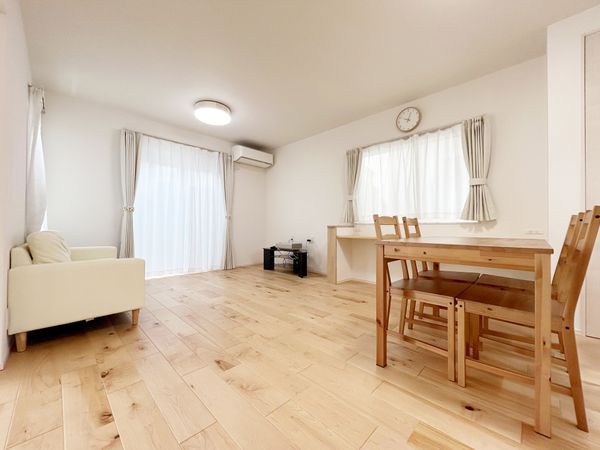 松戸市六実3丁目 戸建 リビング 松戸市六実3丁目 戸建 リビング