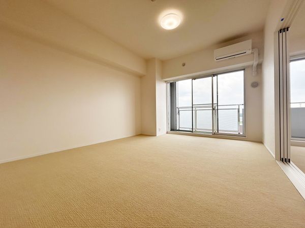 西の原ハイム一番館 リビング 西の原ハイム一番館 リビング