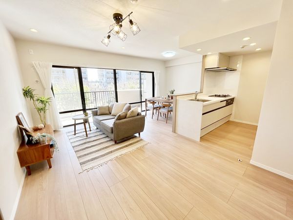 ガーデンコート西の原 1号棟 リビング