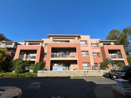 ルミエラガーデンズ I棟 外観