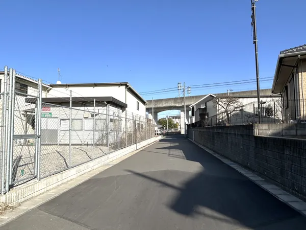 南東側前面道路（幅員約6.0ｍ）