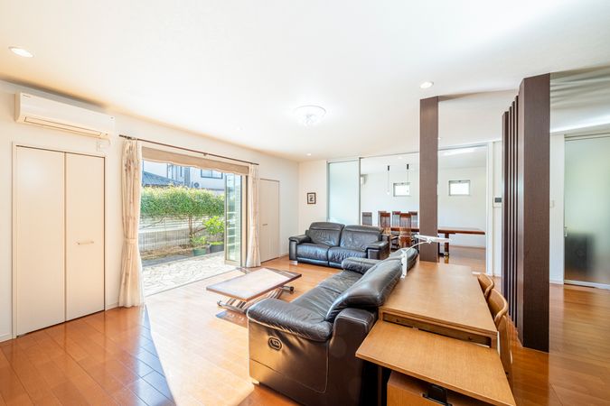 柏市今谷上町 戸建 リビング