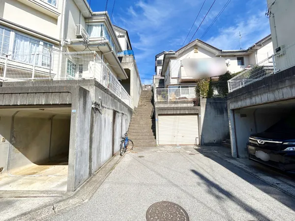 南東側前面道路（幅員約4.0ｍ）