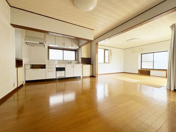 柏市逆井4丁目 戸建 リビング 柏市逆井4丁目 戸建 リビング
