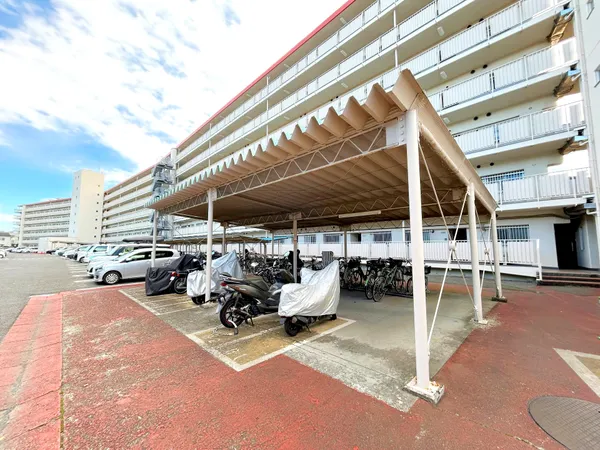 バイク置き場・駐輪場