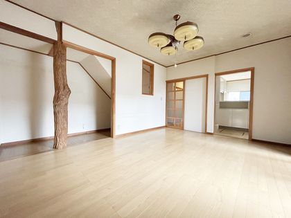 松戸市千駄堀 戸建 リビング