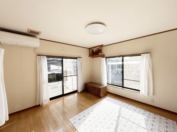 松戸市古ケ崎4丁目 戸建 リビング 松戸市古ケ崎4丁目 戸建 リビング