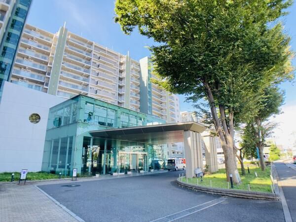 ゼファーヒルズ松戸フィオリーナ エントランス