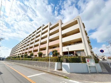 ライオンズヒルズ新八柱 壱番館 外観