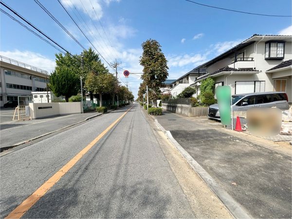 松戸市新松戸南2丁目 新築戸建 A号棟 前面道路含む外観 松戸市新松戸南2丁目 新築戸建 A号棟 前面道路含む外観