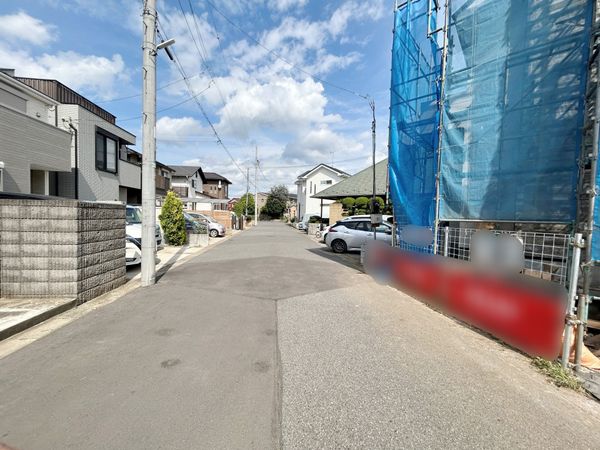 松戸市中金杉2丁目 新築戸建 1号棟 前面道路含む外観 松戸市中金杉2丁目 新築戸建 1号棟 前面道路含む外観