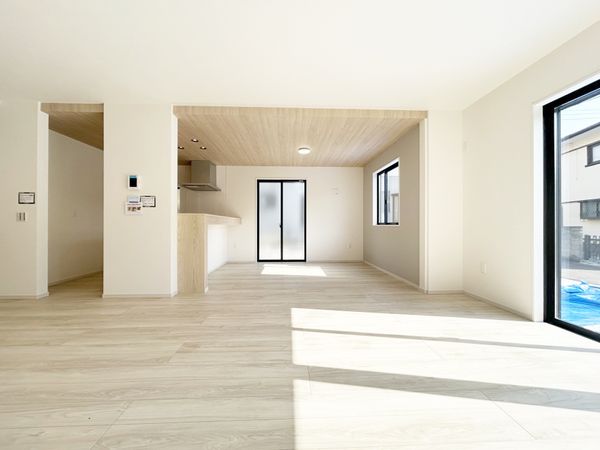 松戸市八ケ崎3丁目 新築戸建 1号棟 リビング