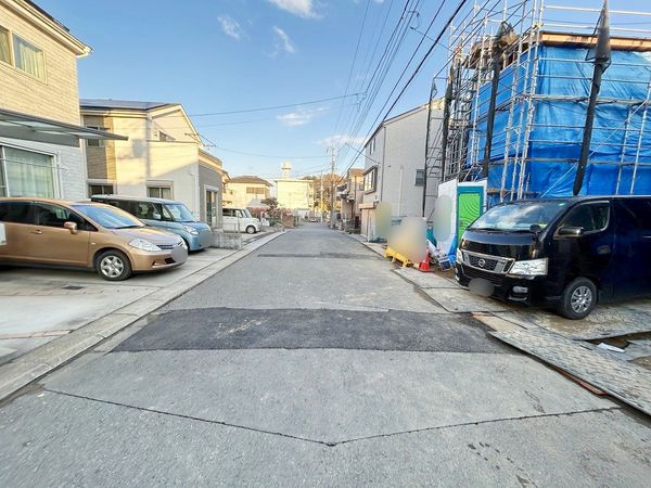 流山市三輪野山1丁目 新築戸建 3号棟 前面道路含む外観 流山市三輪野山1丁目 新築戸建 3号棟 前面道路含む外観