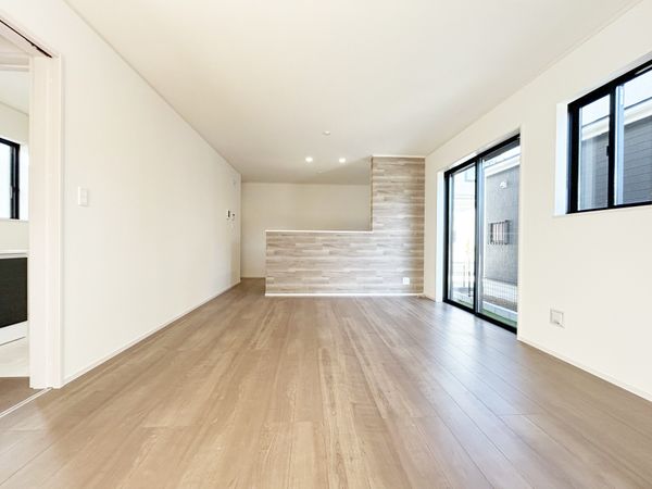 松戸市栄町8丁目 新築戸建 A号棟 リビング