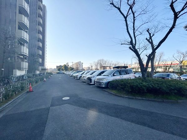 サンライトパストラル弐番街 D棟 駐車場