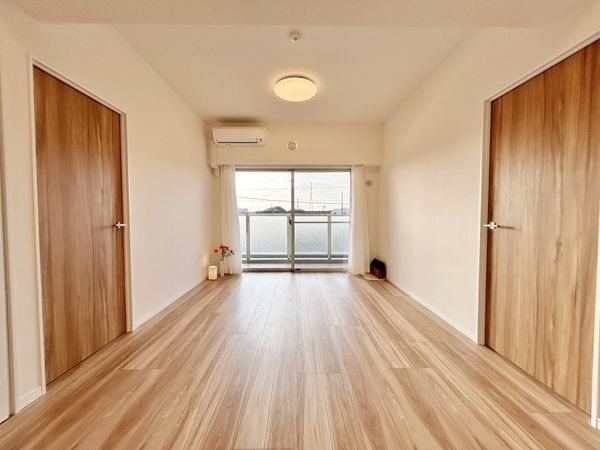 ラ・シェーナ三郷アビエルト リビング ラ・シェーナ三郷アビエルト リビング