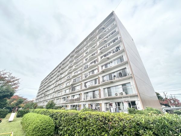 新松戸ファミールハイツ 5号棟 外観 新松戸ファミールハイツ 5号棟 外観