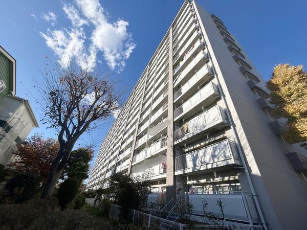 新松戸南パークハウス B棟 外観 新松戸南パークハウス B棟 外観