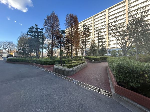 新松戸南パークハウス B棟 外観 新松戸南パークハウス B棟 外観