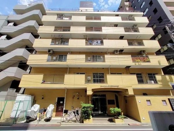 ライオンズマンション新富町 外観