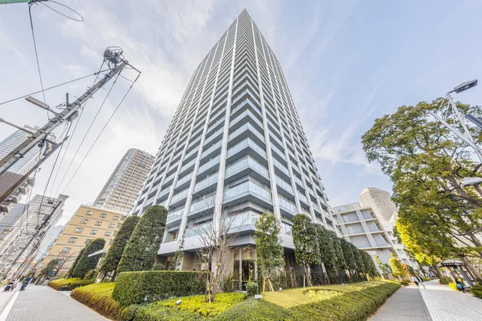 ご内覧・資料請求等、お気軽にお申し付けくださいませ