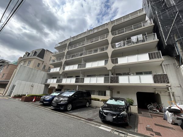 ロイヤルハイツ三田 外観 ロイヤルハイツ三田 外観