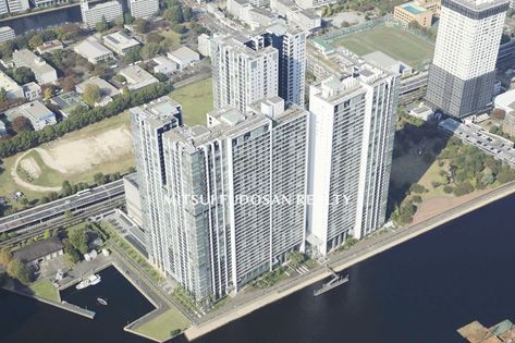 ワールドシティタワーズ ブリーズタワー 外観