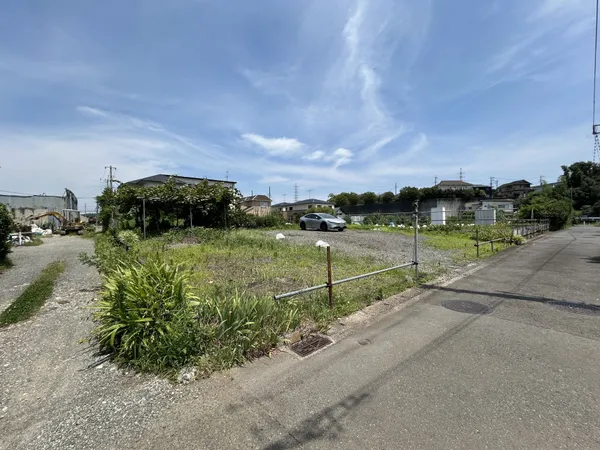 南西側道路より撮影