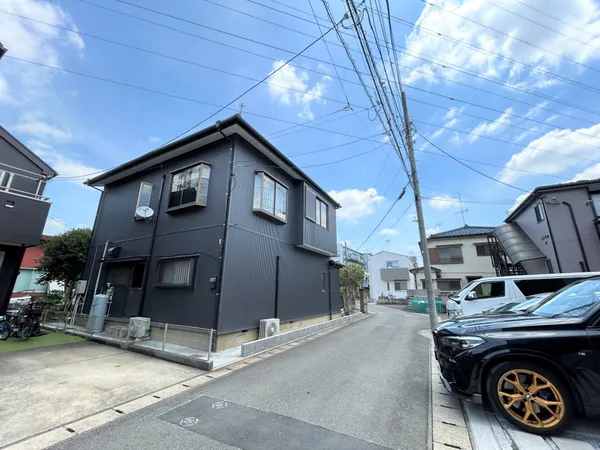 前面道路との高低差がなく、アプローチしやすい立地