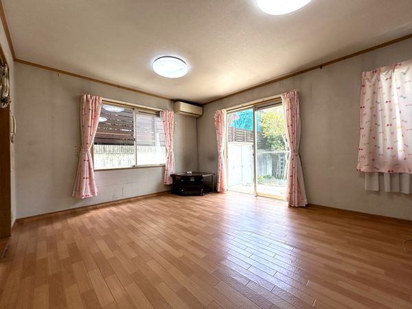 早渕2丁目戸建 リビング 早渕2丁目戸建 リビング