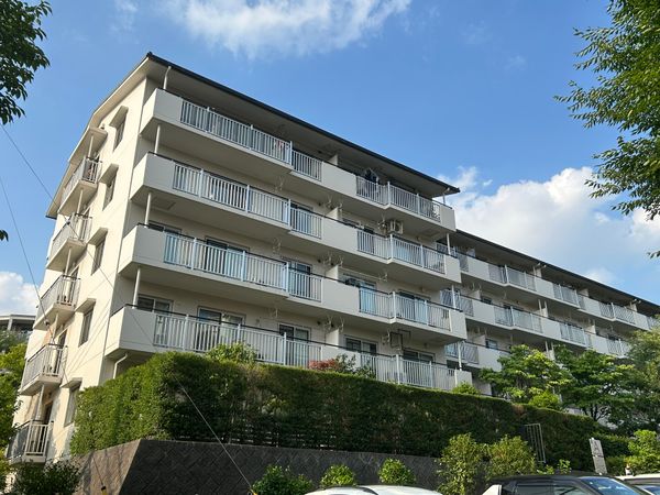 メゾン桜が丘 10-1号棟 外観 メゾン桜が丘 10-1号棟 外観