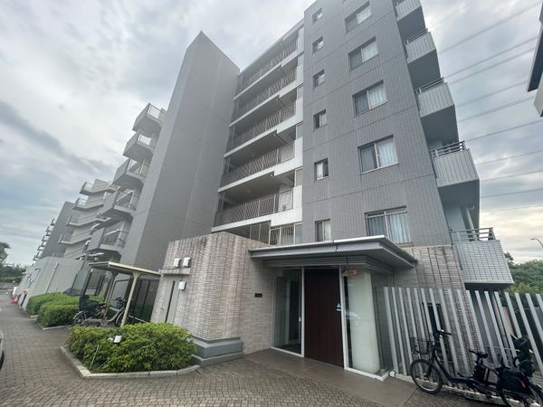 シーズンプレイスB棟 外観