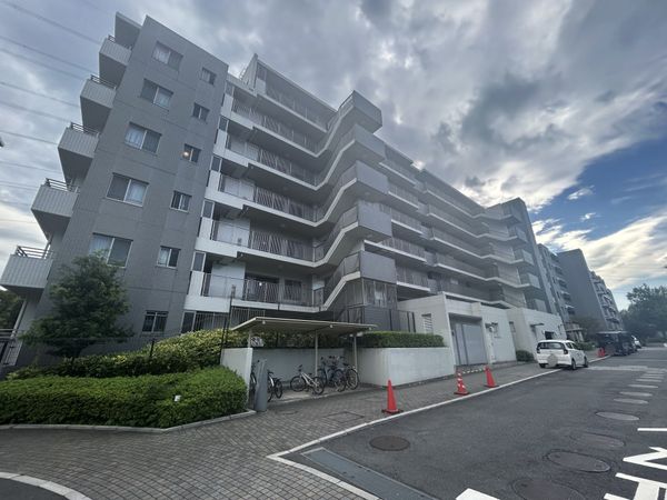 シーズンプレイスB棟 外観
