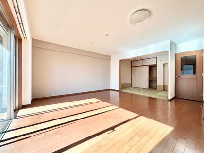 グランノア港北の丘 19番館 リビング