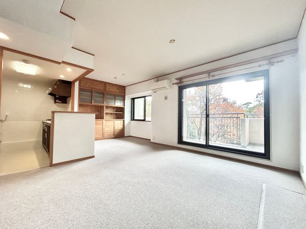 港北ガーデンヒルズ E棟 リビング